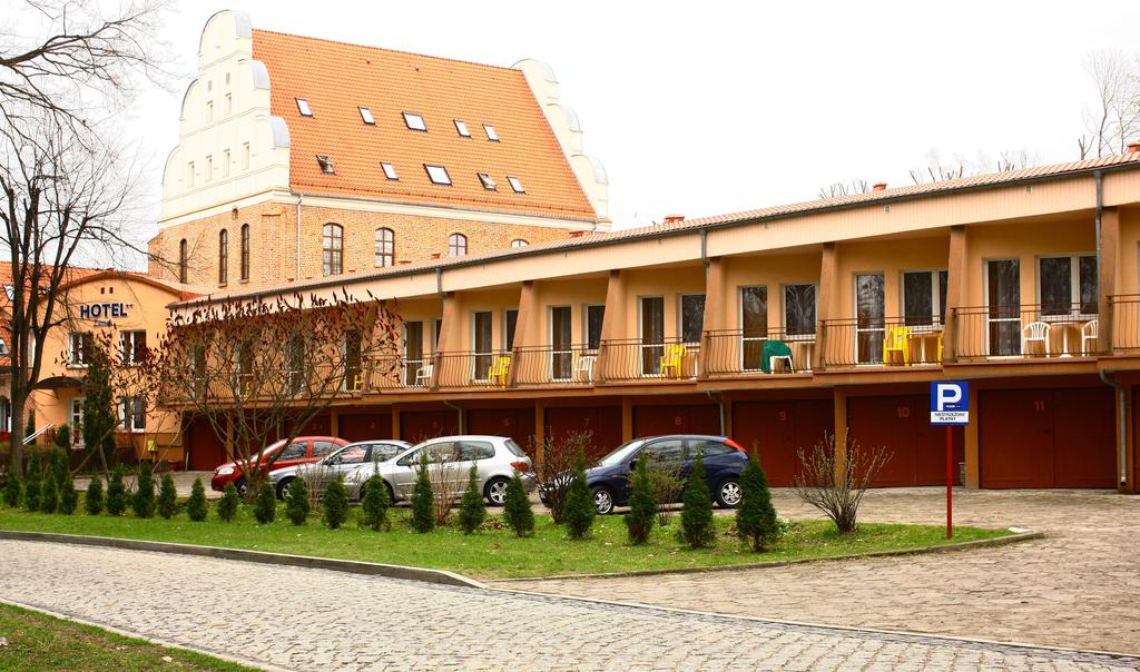 ZAMEK hotel, nocľah, kemp, kemping, stanové ihrisko, oddych v Poľsku, Gyzycko